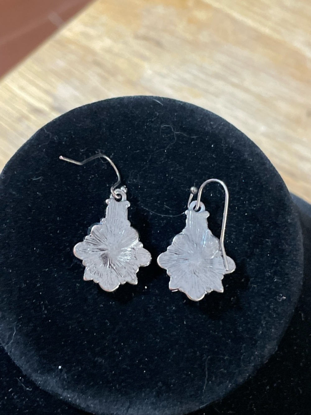 Floral crystal silver tone earrings French wire 1x1 inch appx dangle rhinestones - Picture 4 of 6